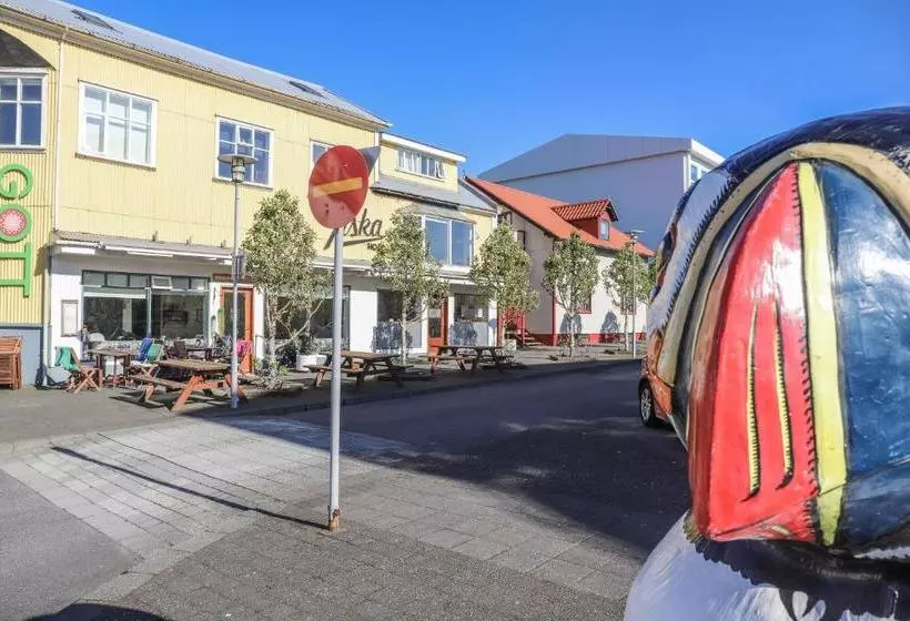 پانسیون Lava Guesthouse