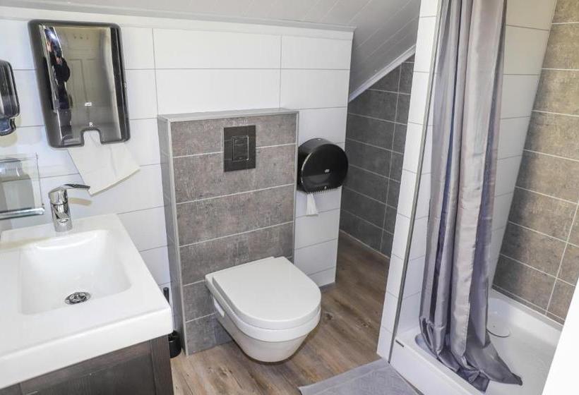 پانسیون Lava Guesthouse