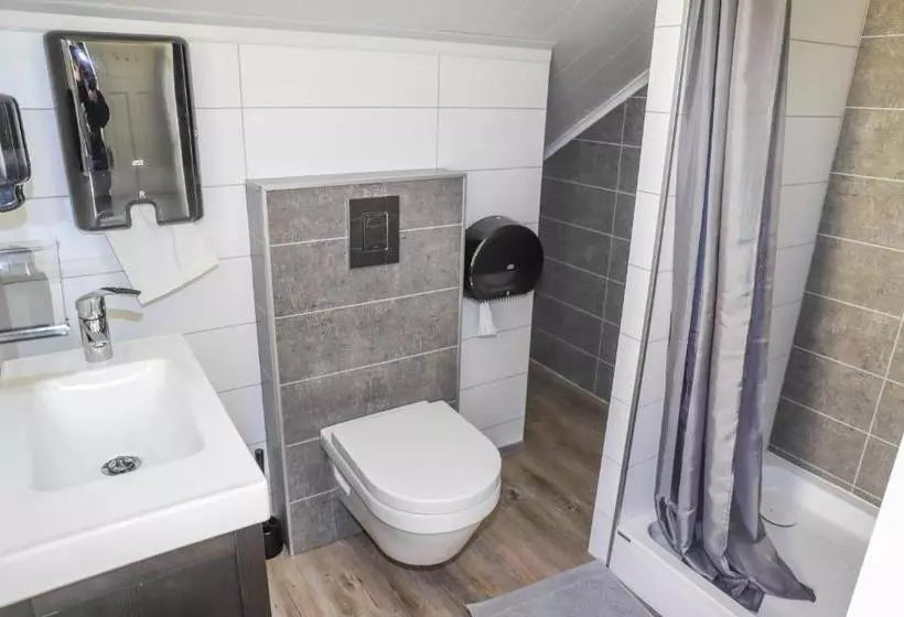 پانسیون Lava Guesthouse