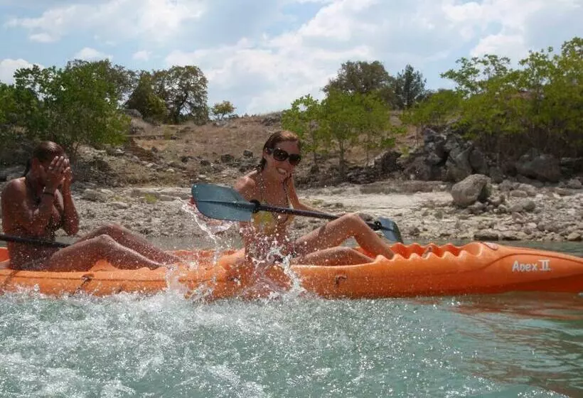 Retkeilymaja Canyon Lakeview Resort