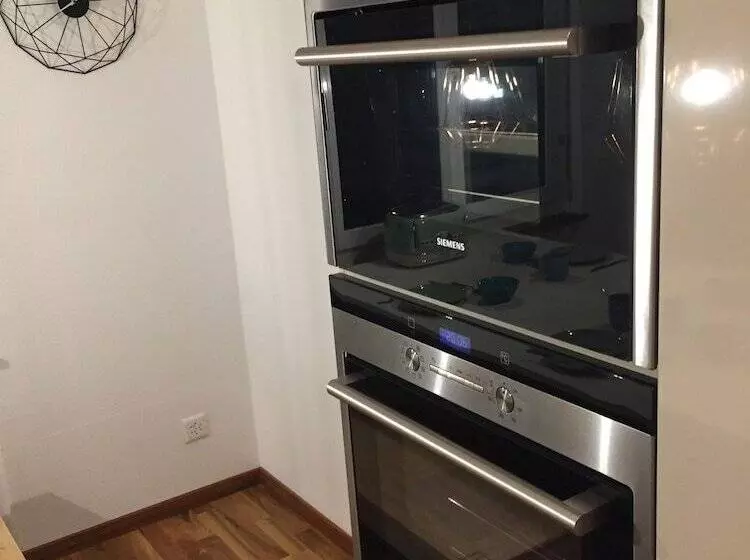 تختخواب و صبحانه Chez Sven Apartment