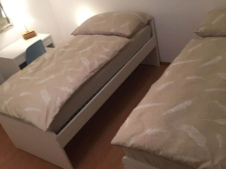 تختخواب و صبحانه Chez Sven Apartment