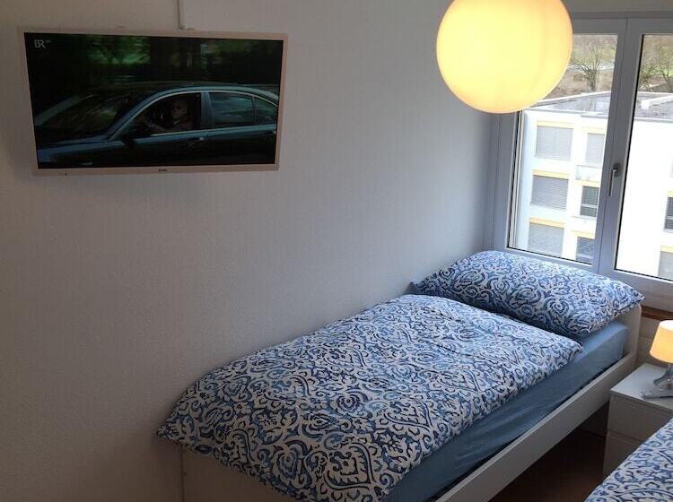 تختخواب و صبحانه Chez Sven Apartment