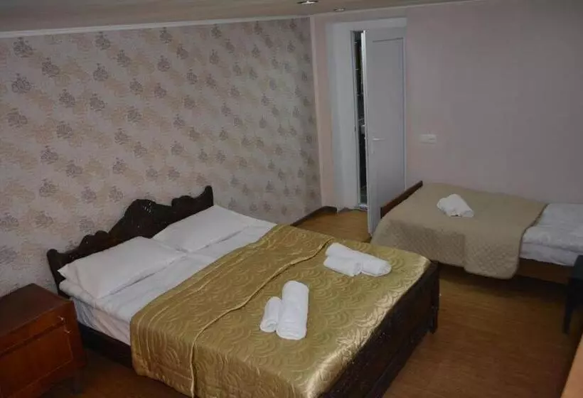 پانسیون Guest House Lashmina
