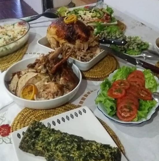 پانسیون Hostal Akainij