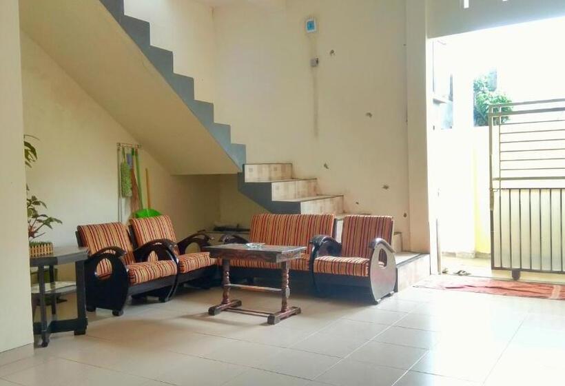 Albergue Penginapan Kahan