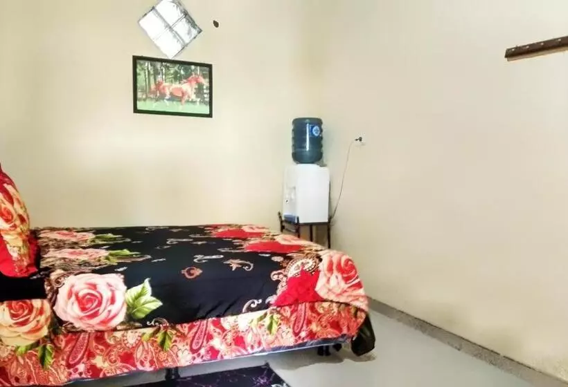 هاستل Penginapan Kahan