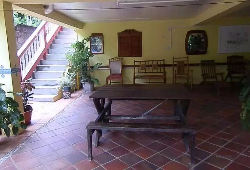 پانسیون Cocoa Pod Studio