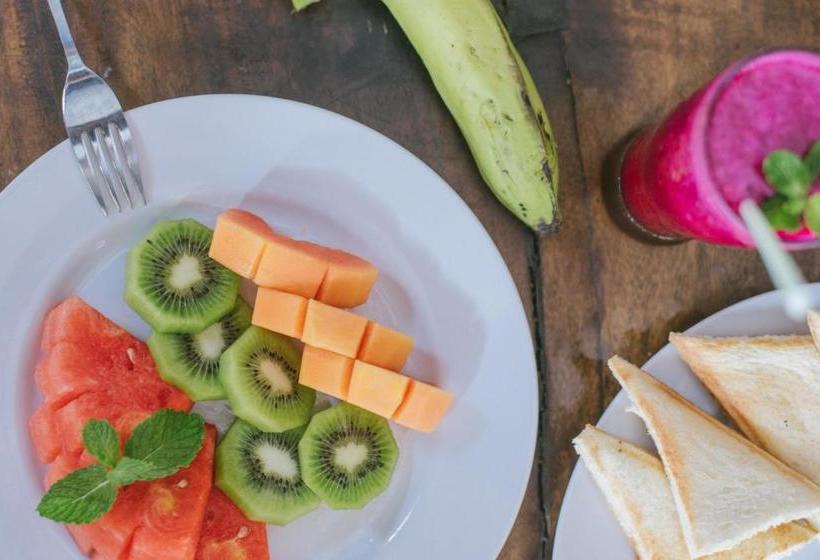 Пансион Double A Guest House