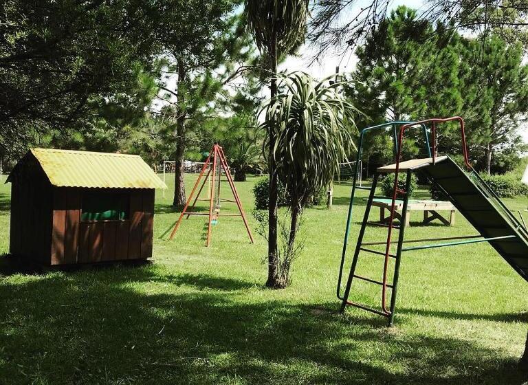 هتل Chacra La Escondida