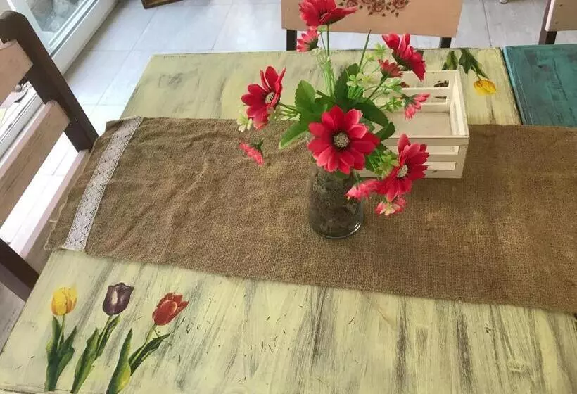 ホテル Chacra La Escondida