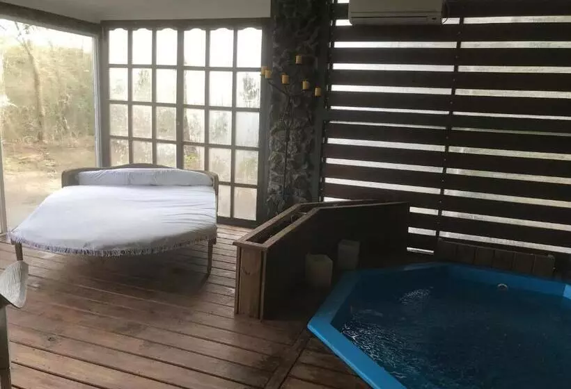 ホテル Chacra La Escondida