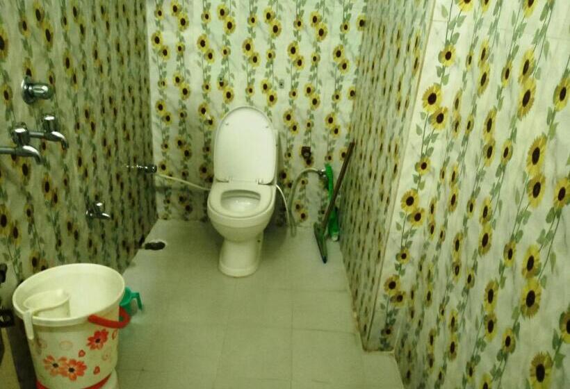 Pensionat Radha Deo Guest House