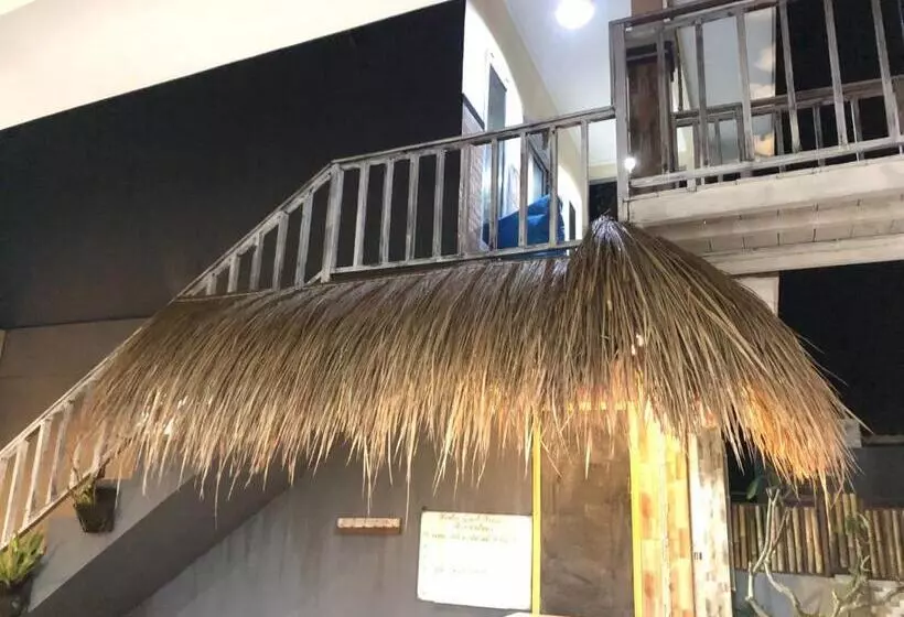 پانسیون The Nau Home