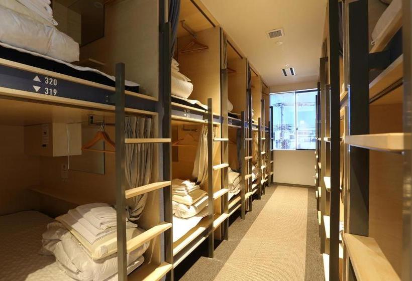 هتل کپسول Hostel Spica