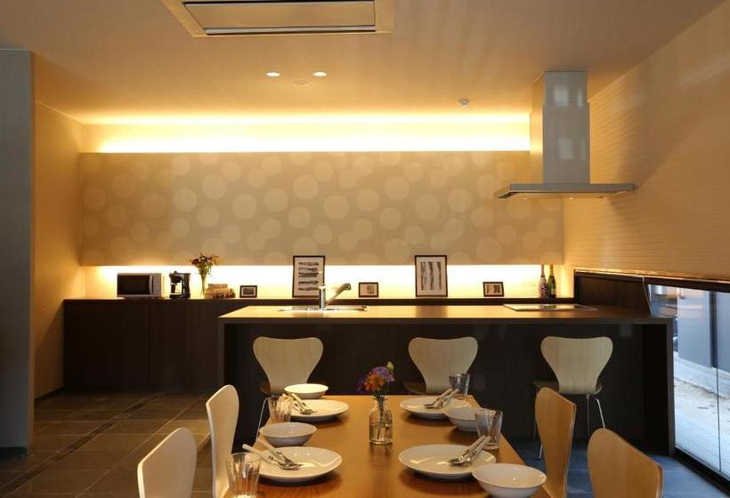 هتل کپسول Hostel Spica