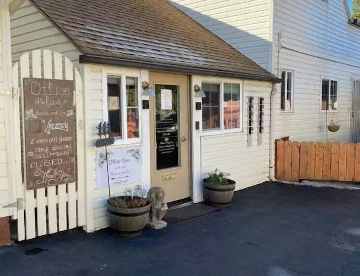 Hotelli Monte Bianco Inn