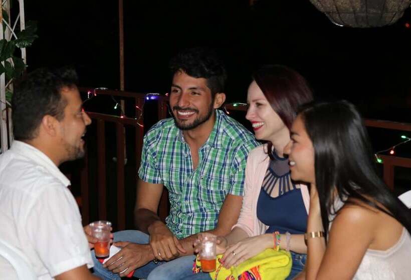 膳宿费 Santiago Dc Hostal