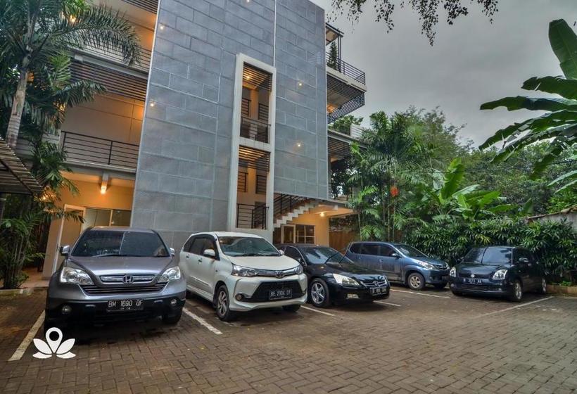 Pensão Zen Rooms Kebagusan Raya 21