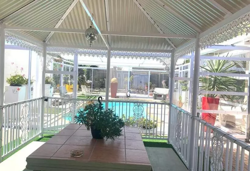 Majatalo Arum Field Accommodation