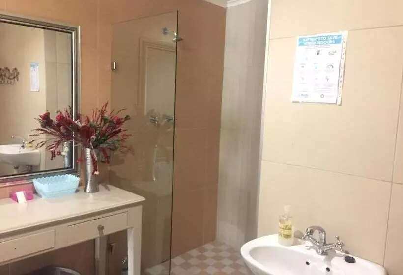 Majatalo Arum Field Accommodation