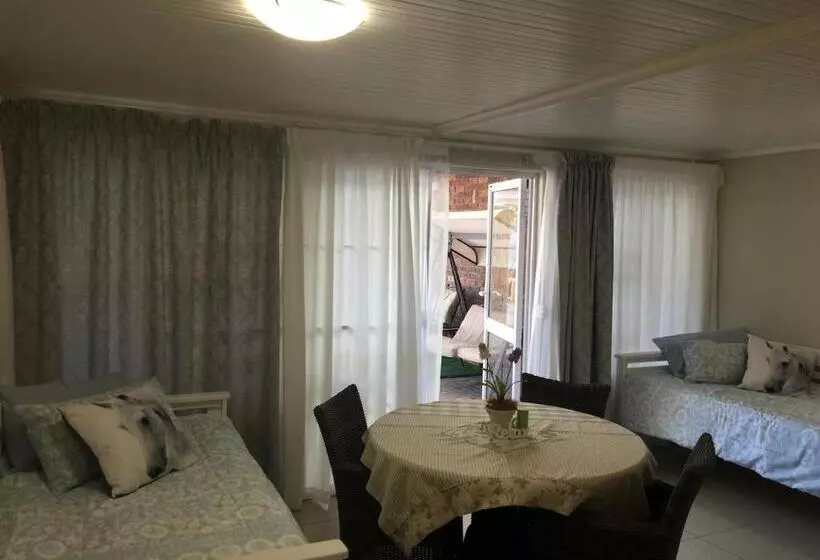 Majatalo Arum Field Accommodation