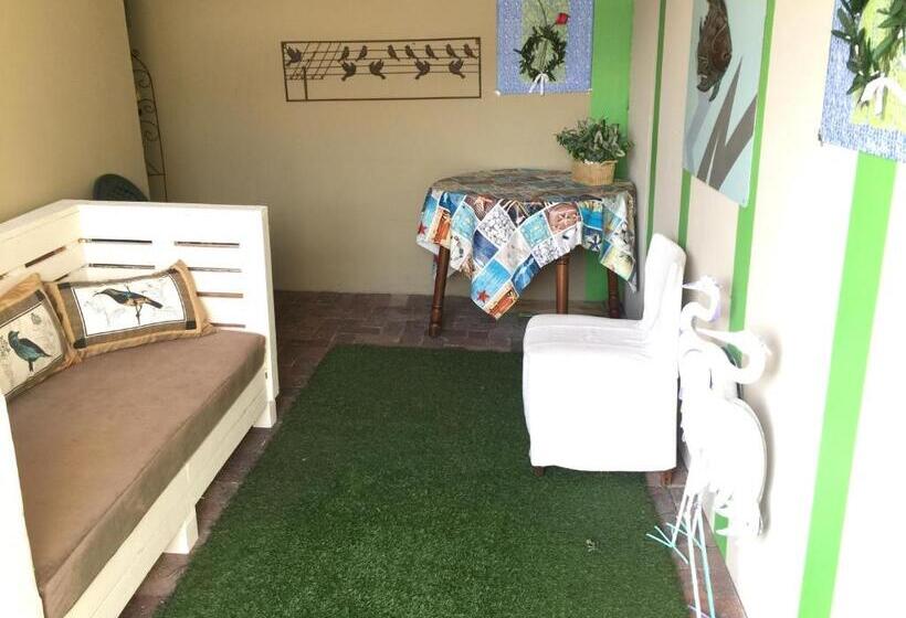 Пансион Arum Field Accommodation