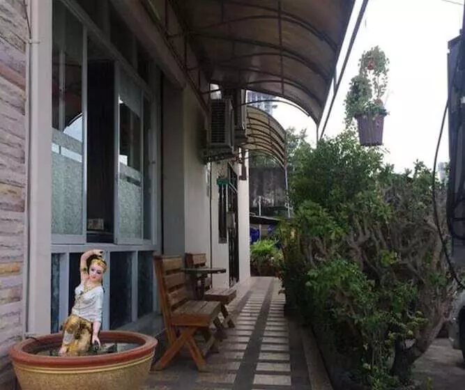 ペンション Kaesai Place