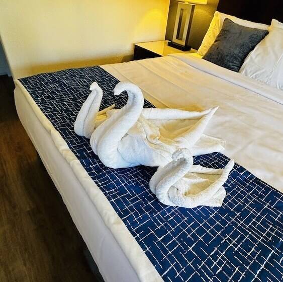 فندق على الطريق Sierra Inn