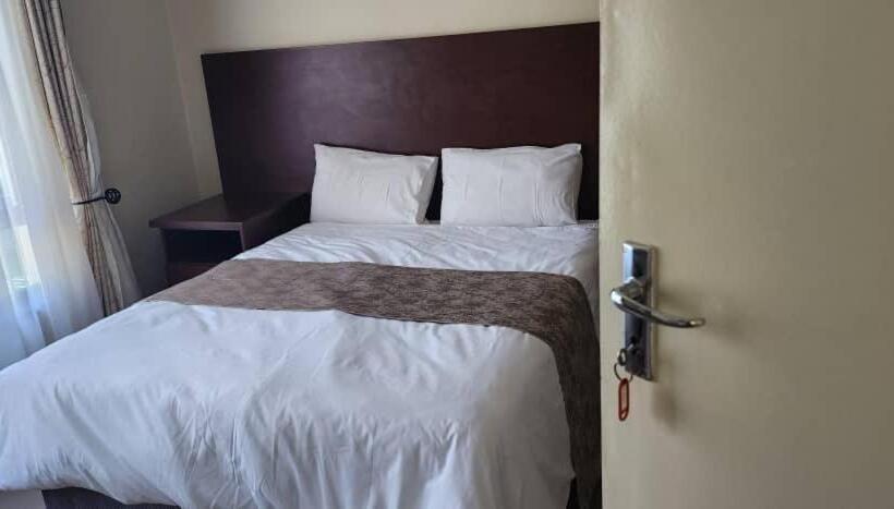 بنسيون Mandara Beeston Guest House