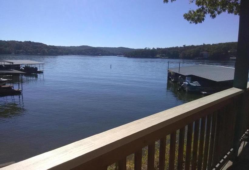 فندق صغير Wilsons On The Lake