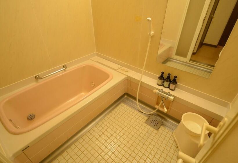 בית מלון כפרי Tiffany