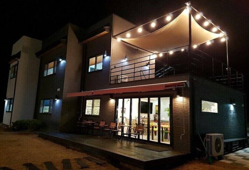 Pensione Dodam Guesthouse   Hostel