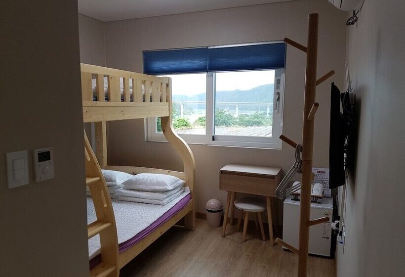 Pensione Dodam Guesthouse   Hostel