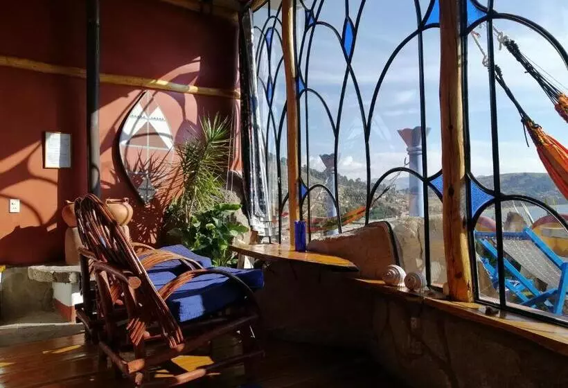 پانسیون Hostal Las Olas