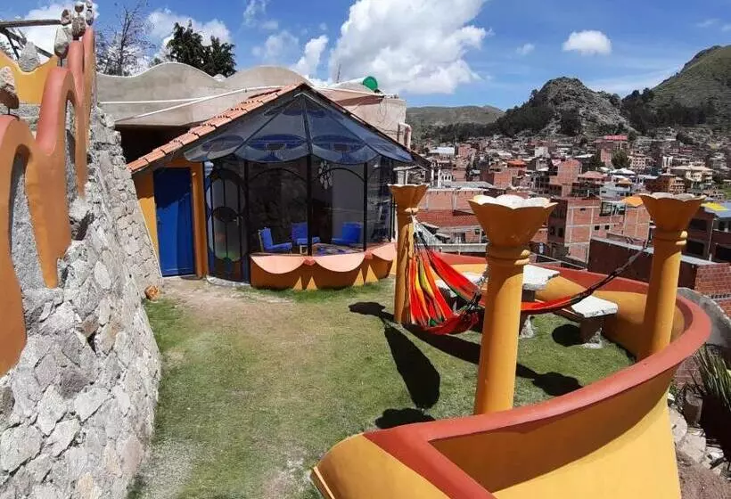 پانسیون Hostal Las Olas