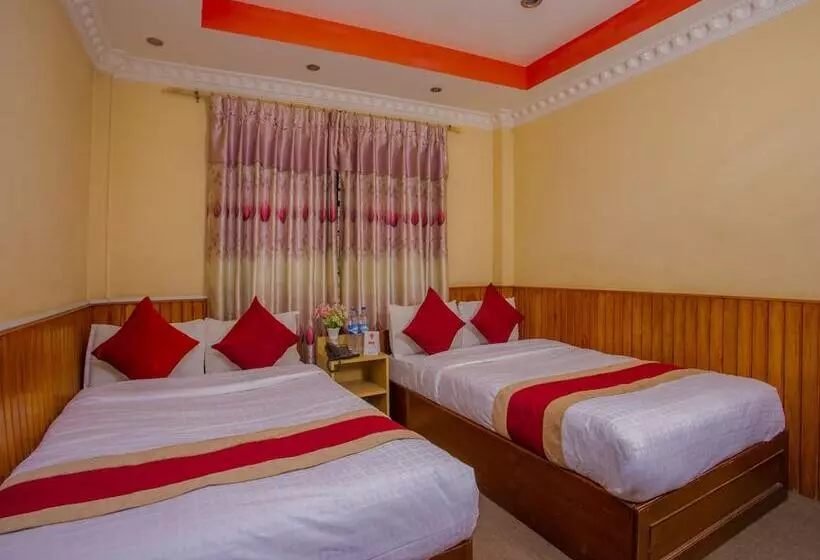 پانسیون Oyo 305 Hotel Gauri