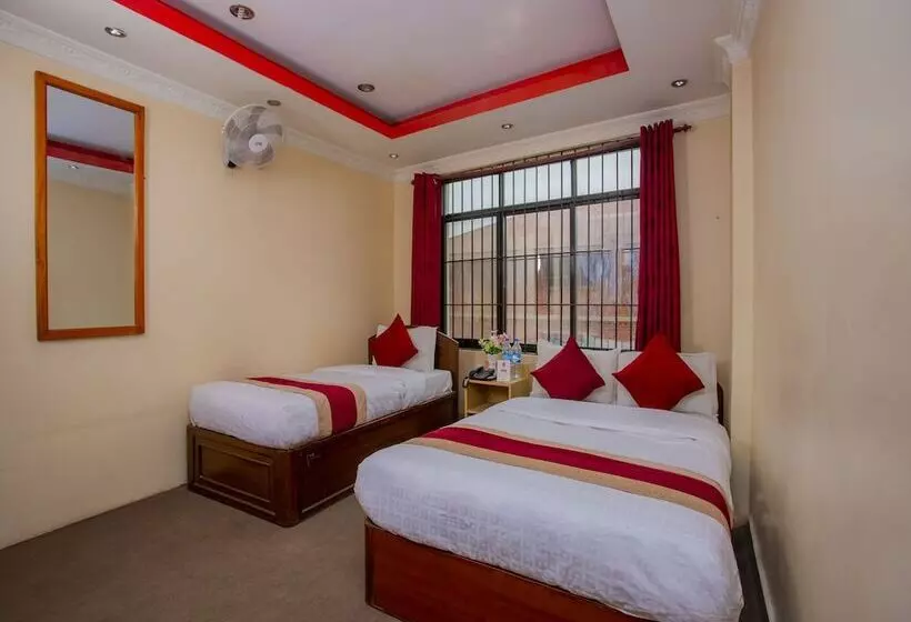 پانسیون Oyo 305 Hotel Gauri