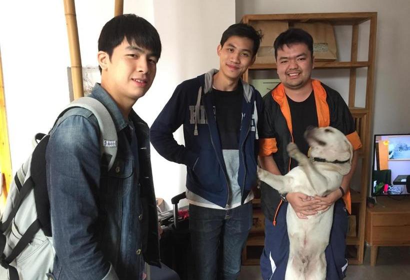 Pension Wally House青山惠风民宿