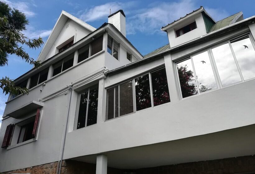 پانسیون Chez Jeanne Chambre D'hôte