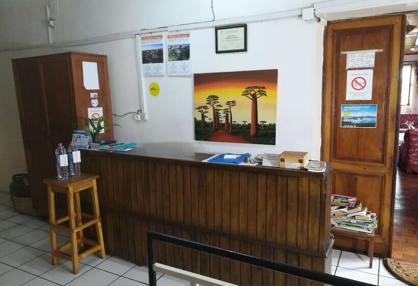 پانسیون Chez Jeanne Chambre D'hôte