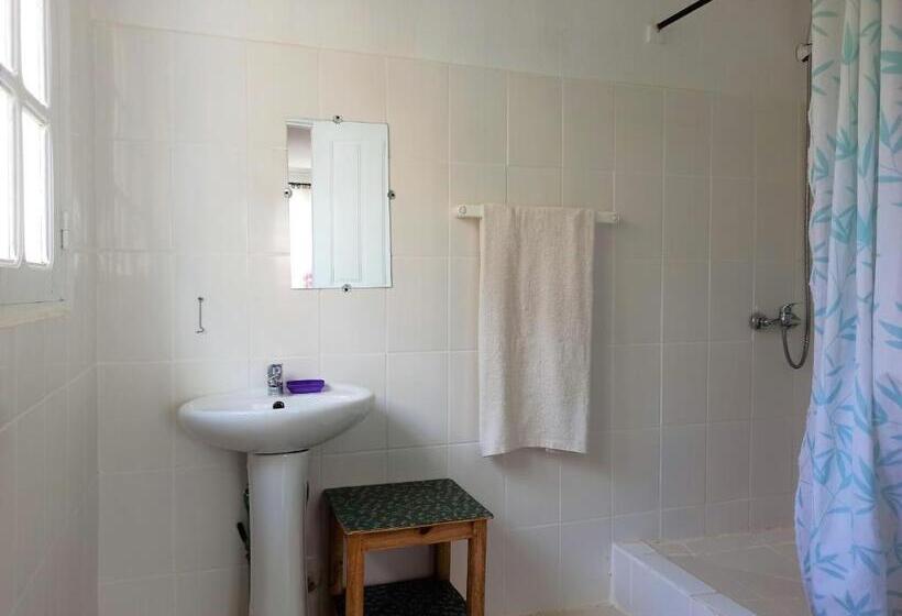 پانسیون Chez Jeanne Chambre D'hôte