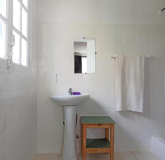 پانسیون Chez Jeanne Chambre D'hôte