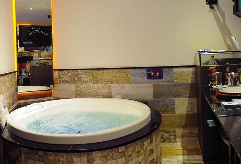 Nexos Motel Tamarineira