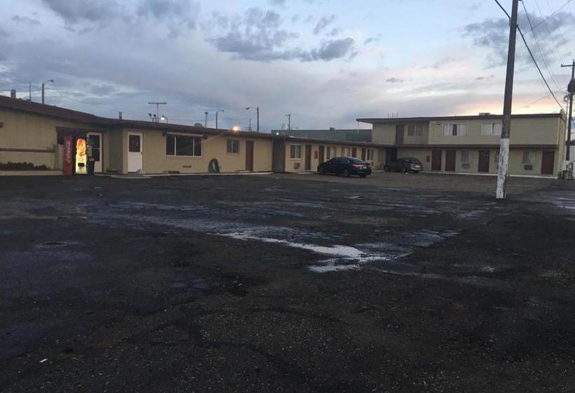 Oregon Trail Motel