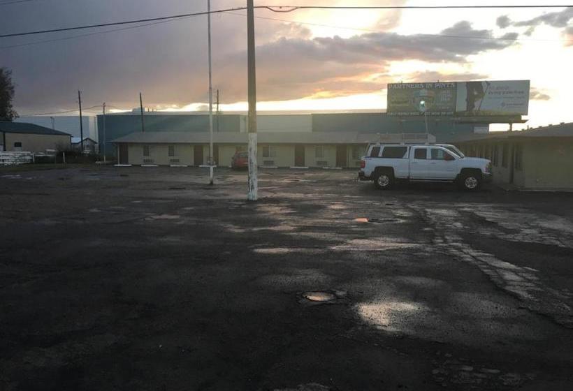 Oregon Trail Motel