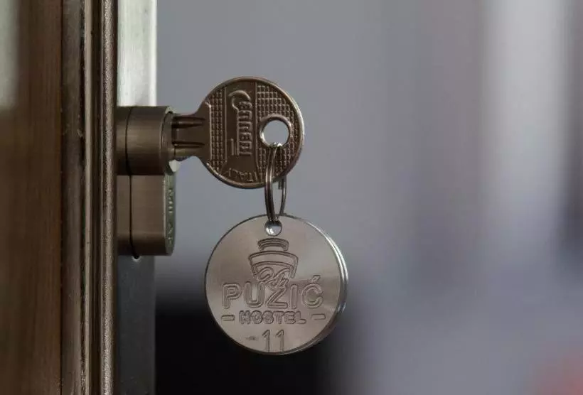 پانسیون Guesthouse Vila Puzic