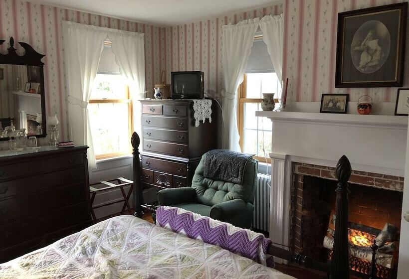 Mulberry Bed & Breakfast