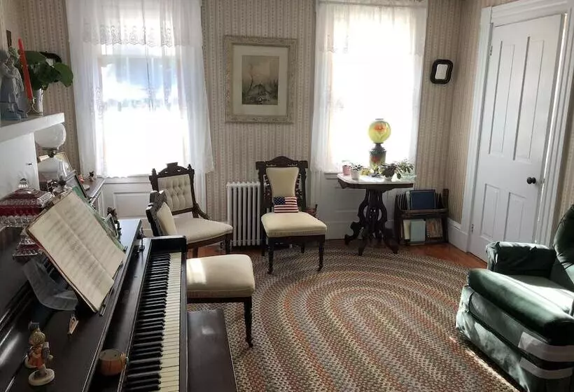 Mulberry Bed & Breakfast