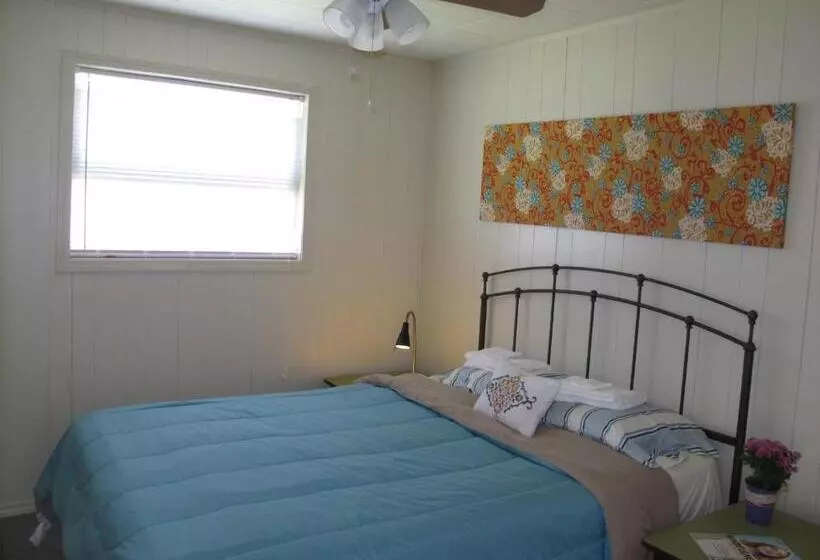 Majatalo Little Ted's Cottages